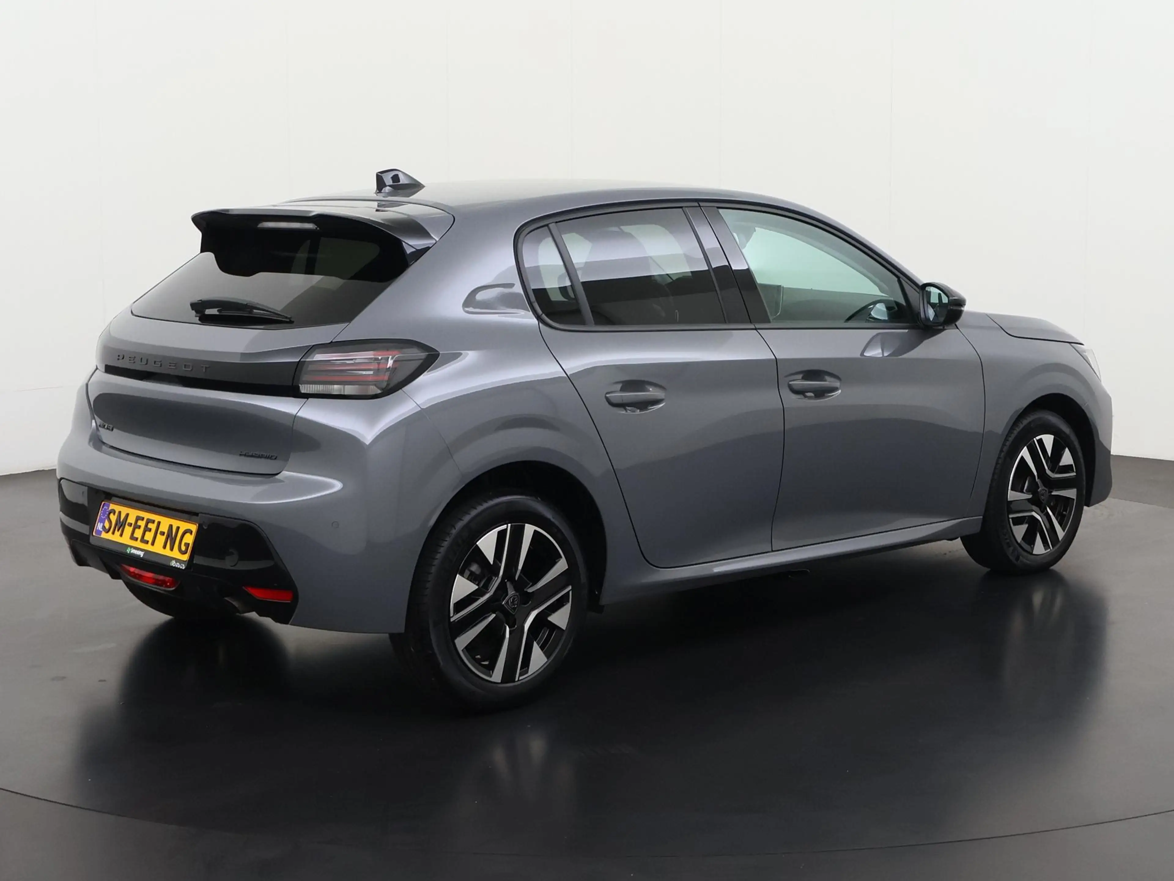 Peugeot 208 1.2 Hybrid 110 e-DCS6 Allure | Apple Carplay | Par — photo 4