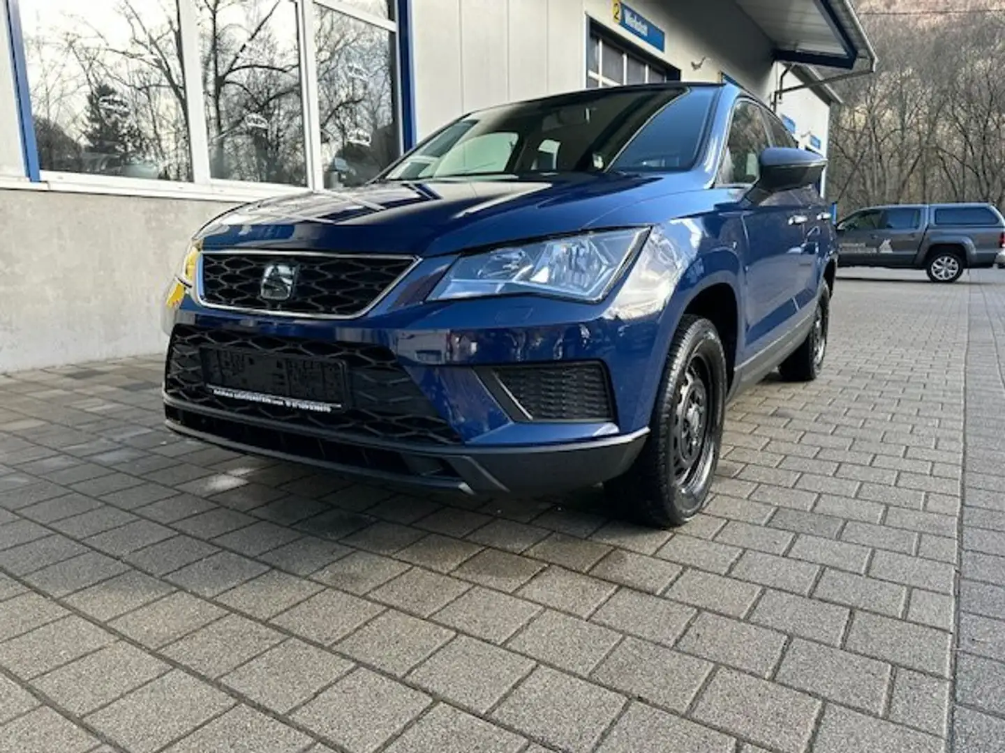 SEAT Ateca Reference ecomotive 1,0 TSI 85kw/115PS Front Assi Blau - 1