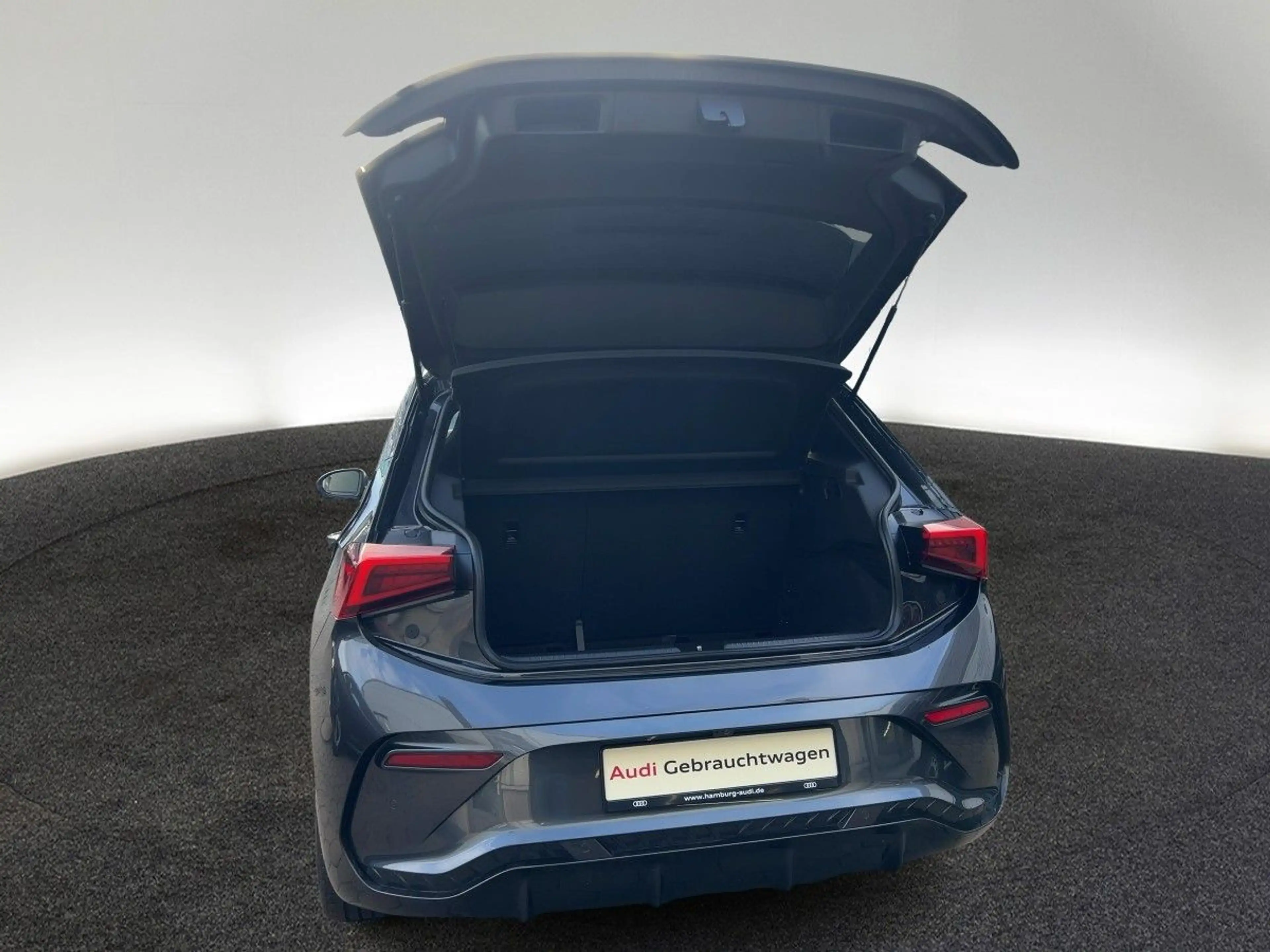 CUPRA Born 150 LED Kamera Sitzhzg Lenkradhzg — photo 8