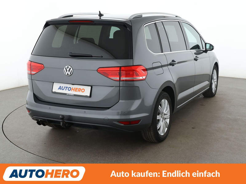 Volkswagen Touran 1.8 TSI Highline BMT Aut.*NAVI*LED*ACC* — photo 6