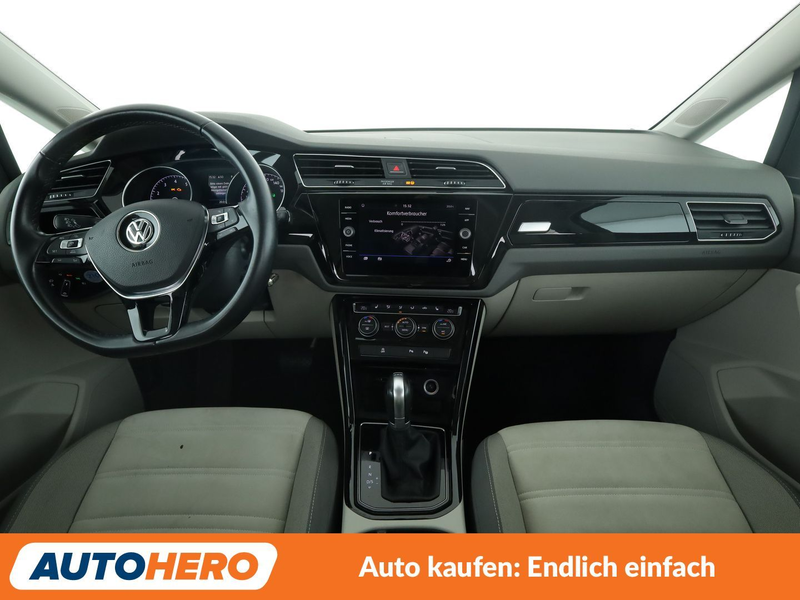 Volkswagen Touran 1.8 TSI Highline BMT Aut.*NAVI*LED*ACC* — photo 12
