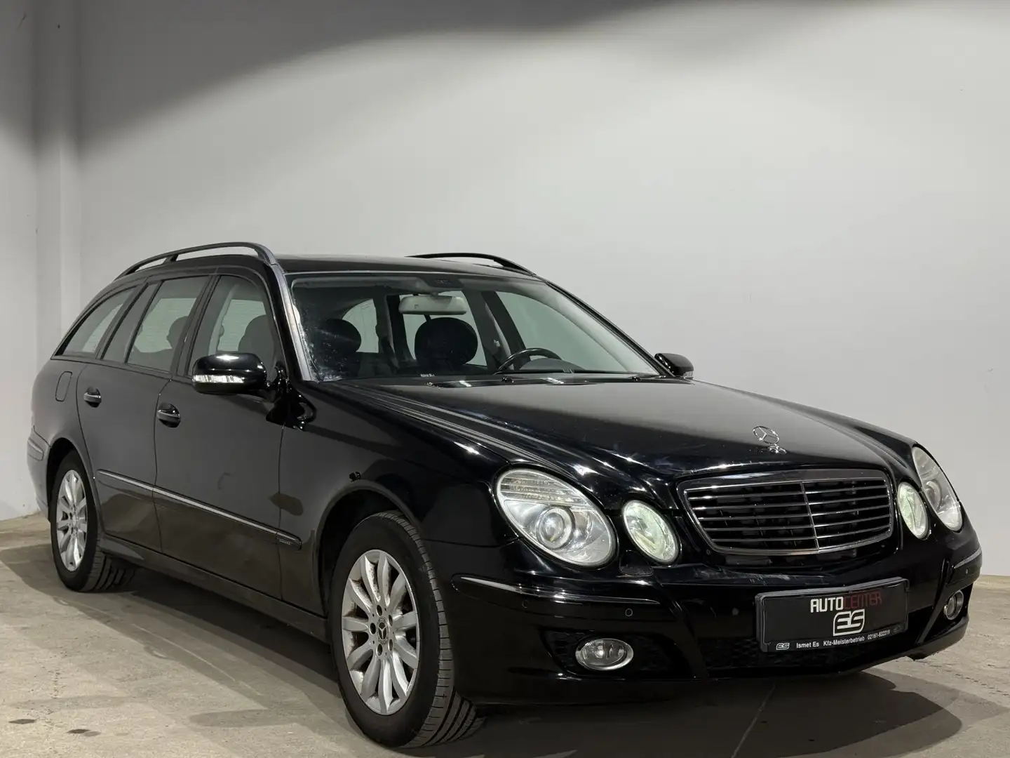 Mercedes-Benz E 200 K T Elegance Automatik Bi-Xenon Navi Siyah - 2