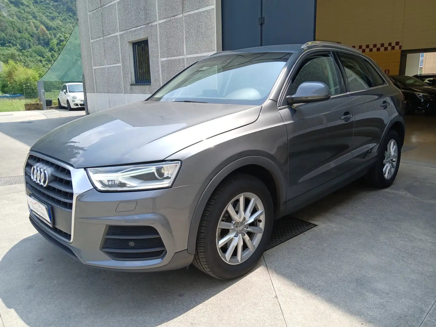 Audi Q3 Q3 2.0 tdi Business quattro 150cv s-tronic Grigio - 1