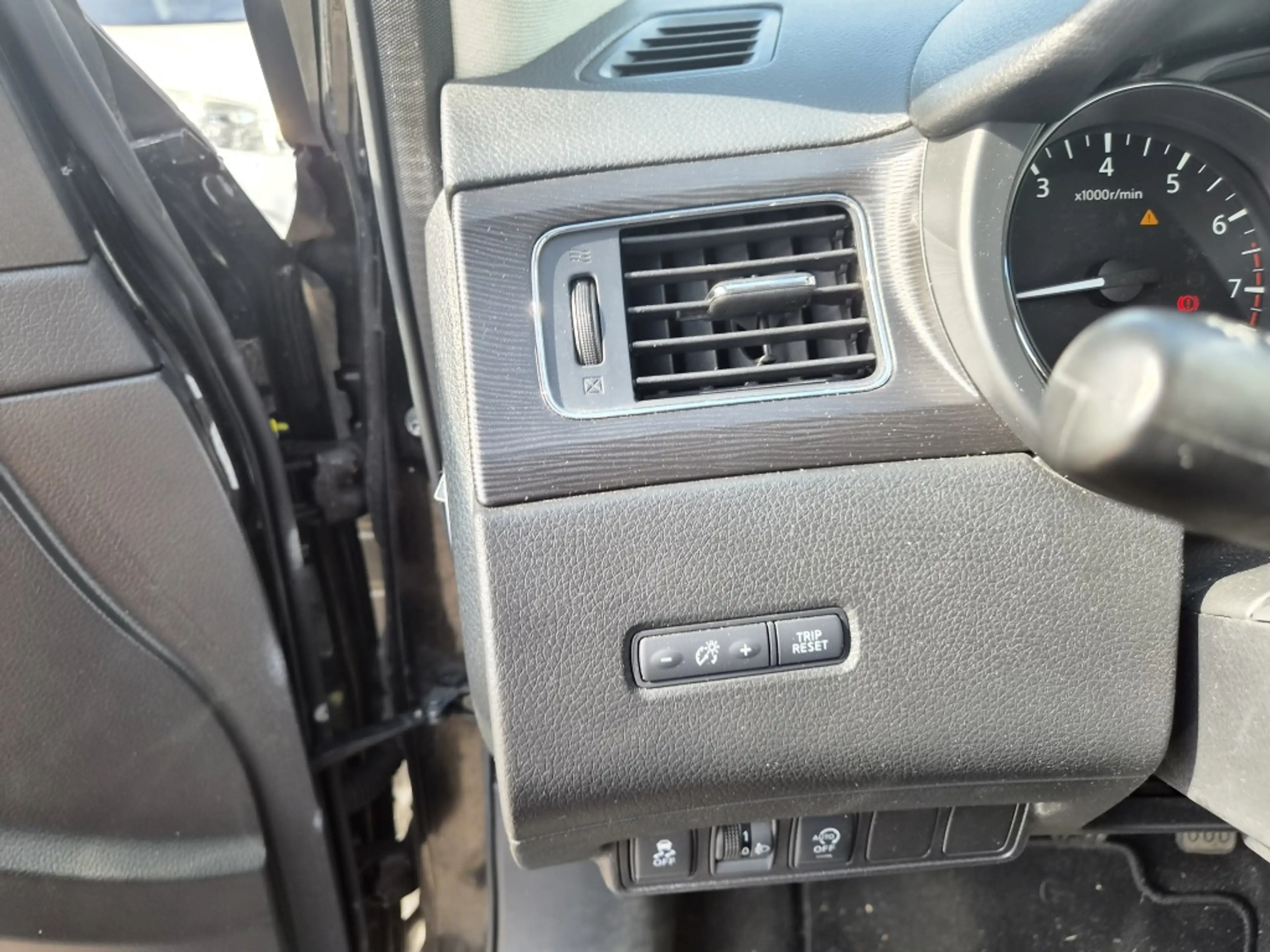Nissan Pulsar 1.2 DIG-T N-Connecta — photo 10