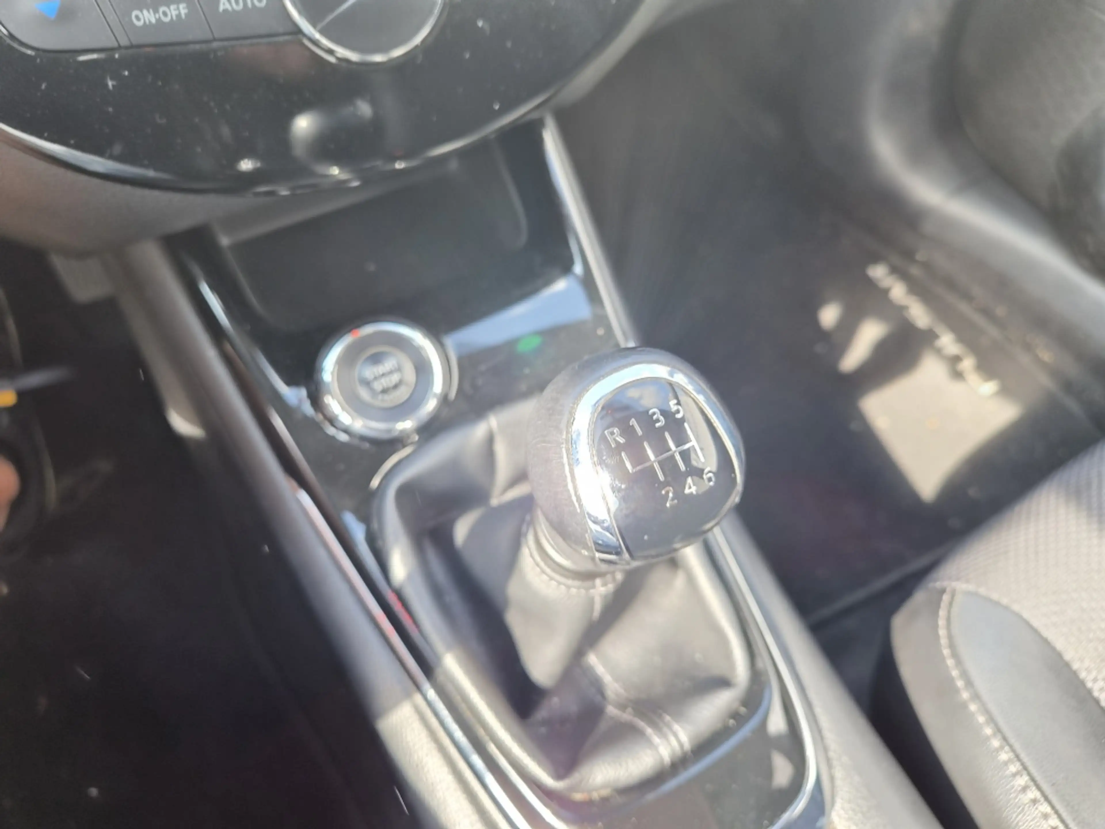Nissan Pulsar 1.2 DIG-T N-Connecta — photo 5