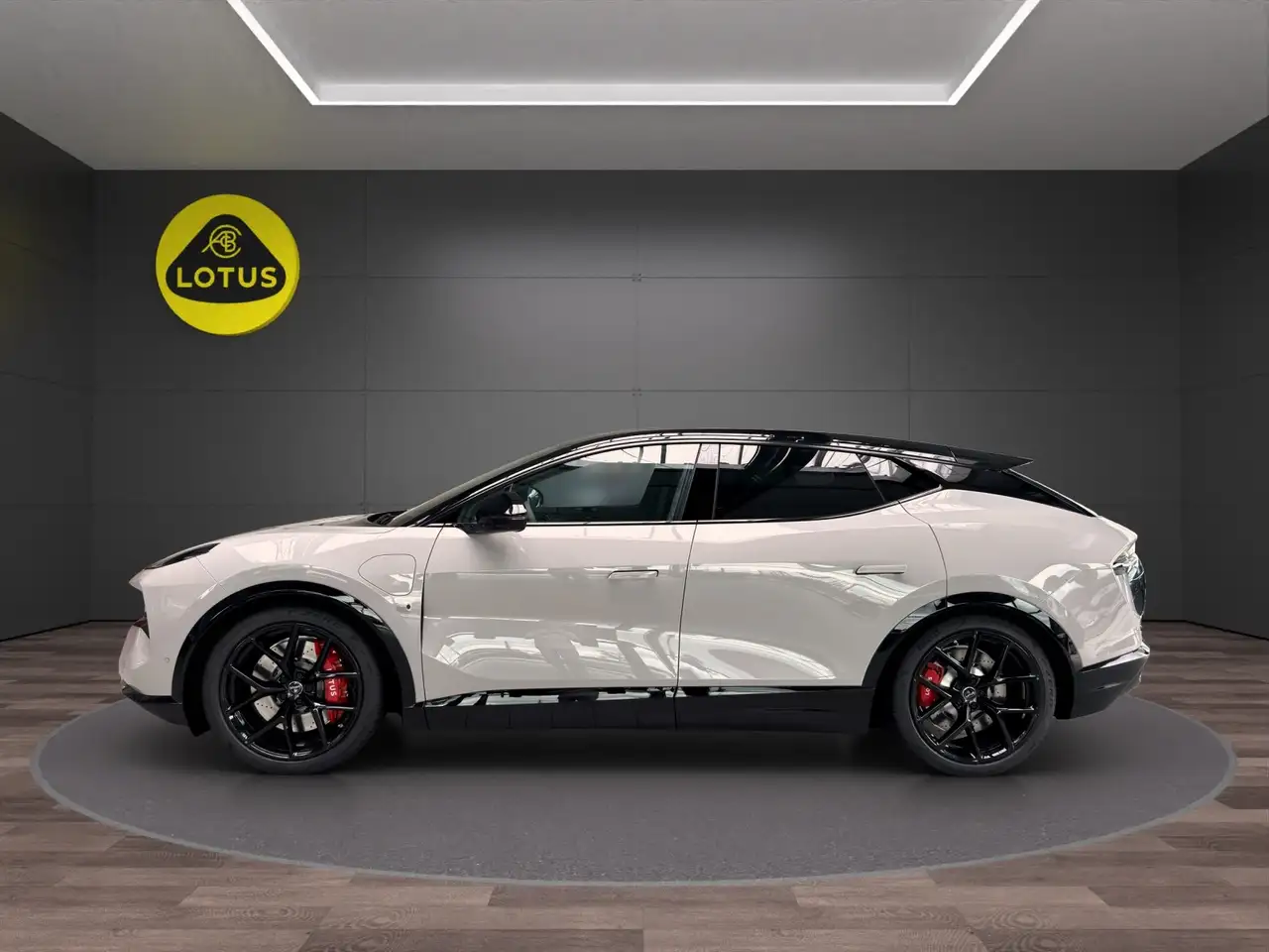 Lotus Eletre 2025