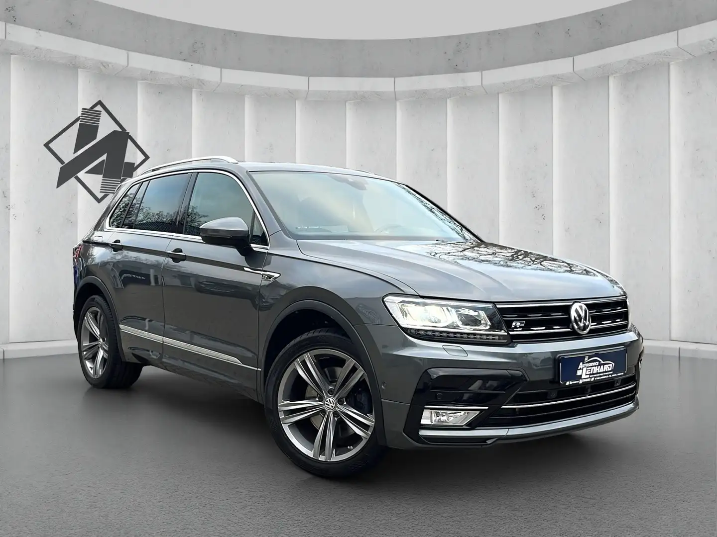 Volkswagen Tiguan R-Line*Highline*4Motion*Pano*ACC* Gris - 1