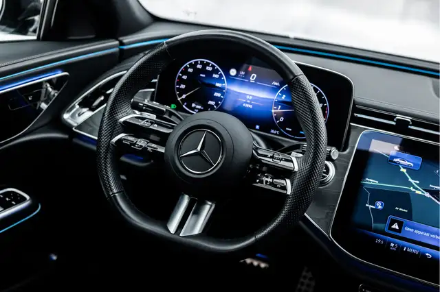 Mercedes-Benz E-Class view 15