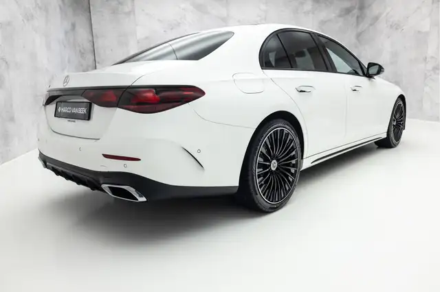 Mercedes-Benz E-Class view 2