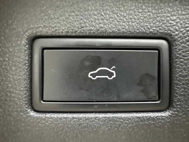 Volkswagen Tiguan Allspace view 7