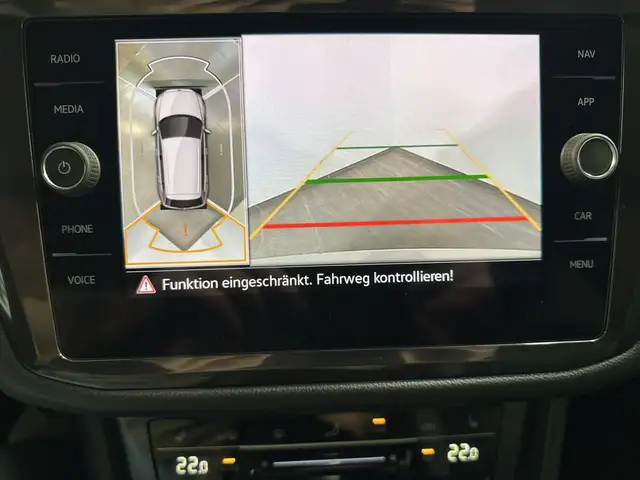 Volkswagen Tiguan Allspace view 20