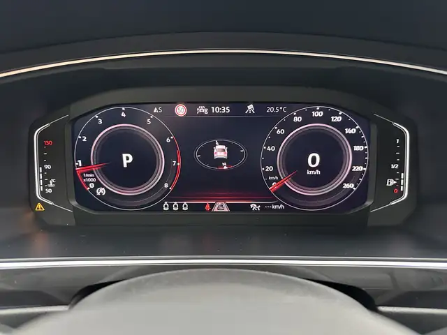 Volkswagen Tiguan Allspace view 21
