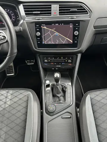 Volkswagen Tiguan Allspace view 17
