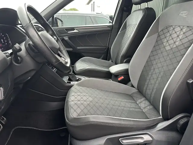 Volkswagen Tiguan Allspace view 13