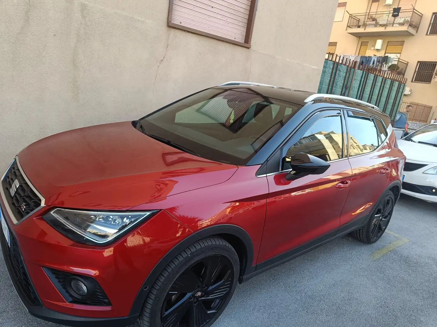 SEAT Arona Arona 20171.6 tdi FR 115cv my18 Rosso - 1
