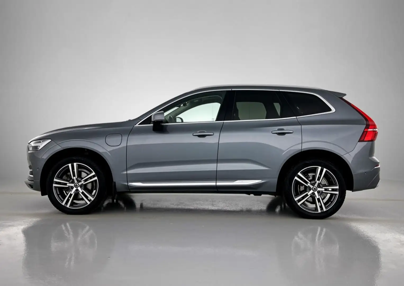Volvo XC60 2.0 T8 Twin Engine AWD Inscription Grigio - 2