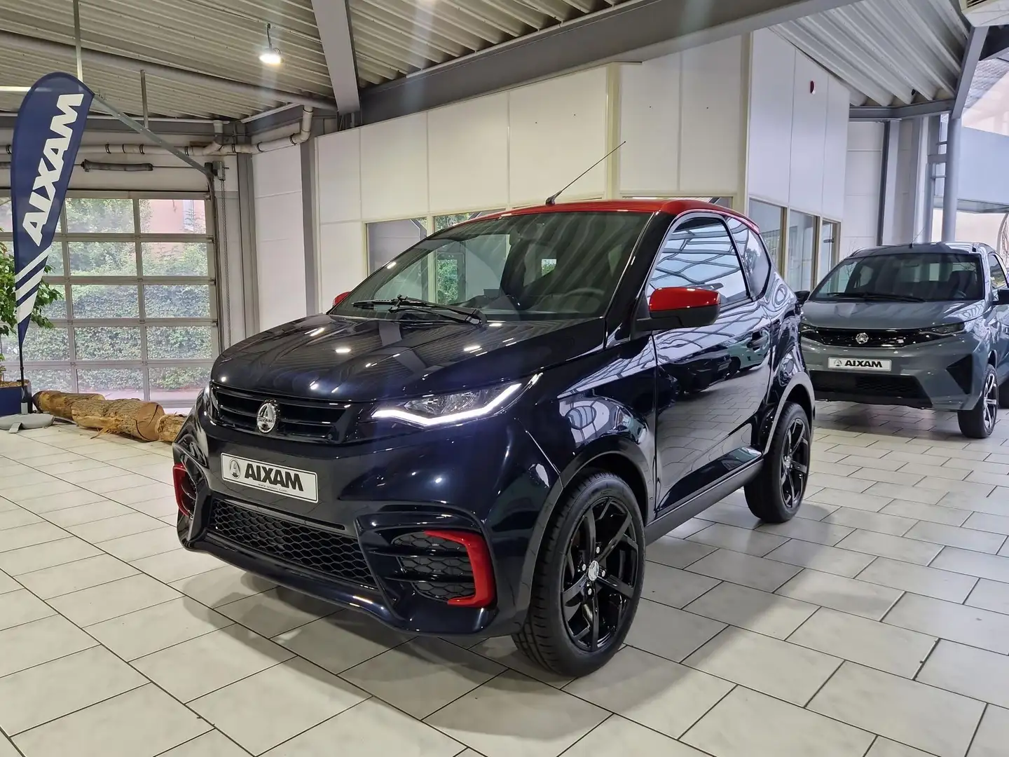 Aixam City Fahren ab 15 Jahren 6 kW (8 PS), Automatik, Fro... Чорний - 1