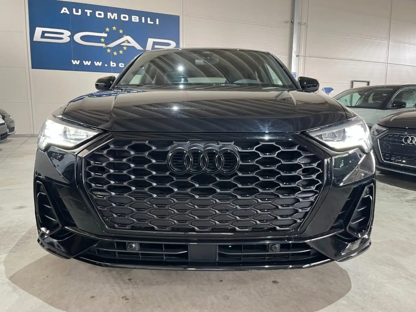 Audi Q3 SPB 35TDI Stronic Identity Black S line "20 Sline Nero - 2