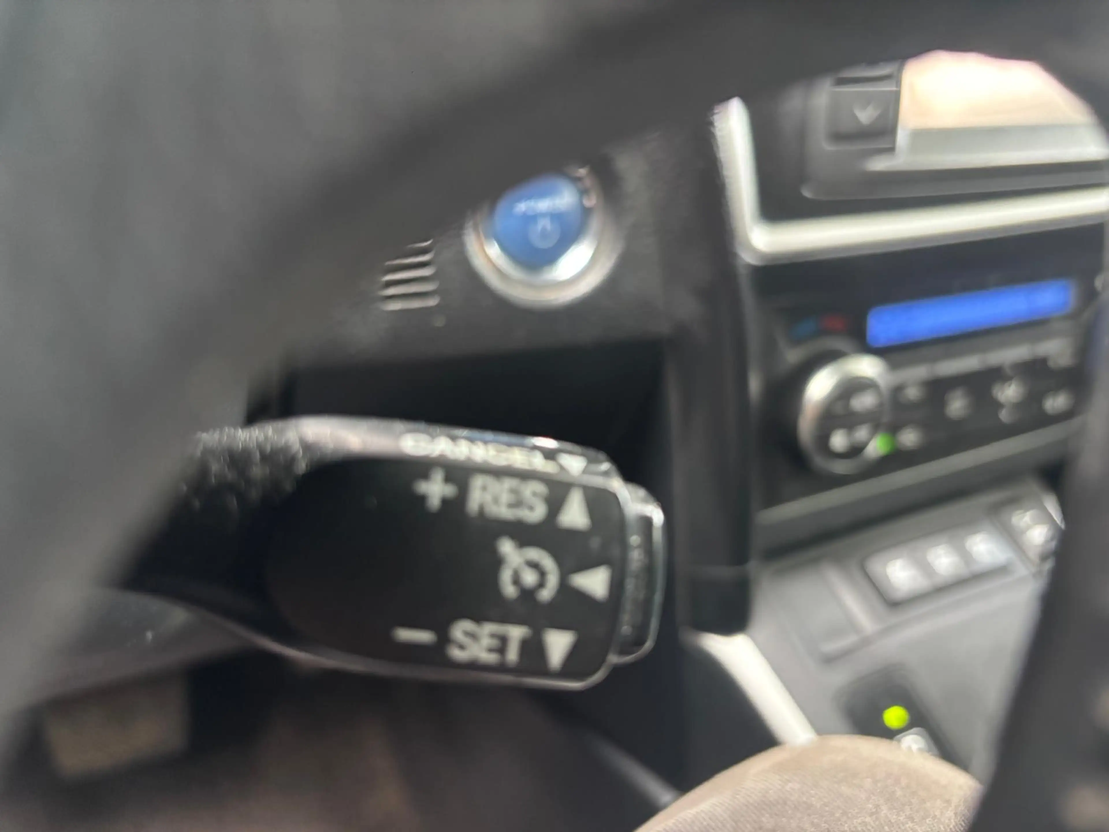 Toyota Auris Touring Sports 1.8 Hybrid Lease — photo 13