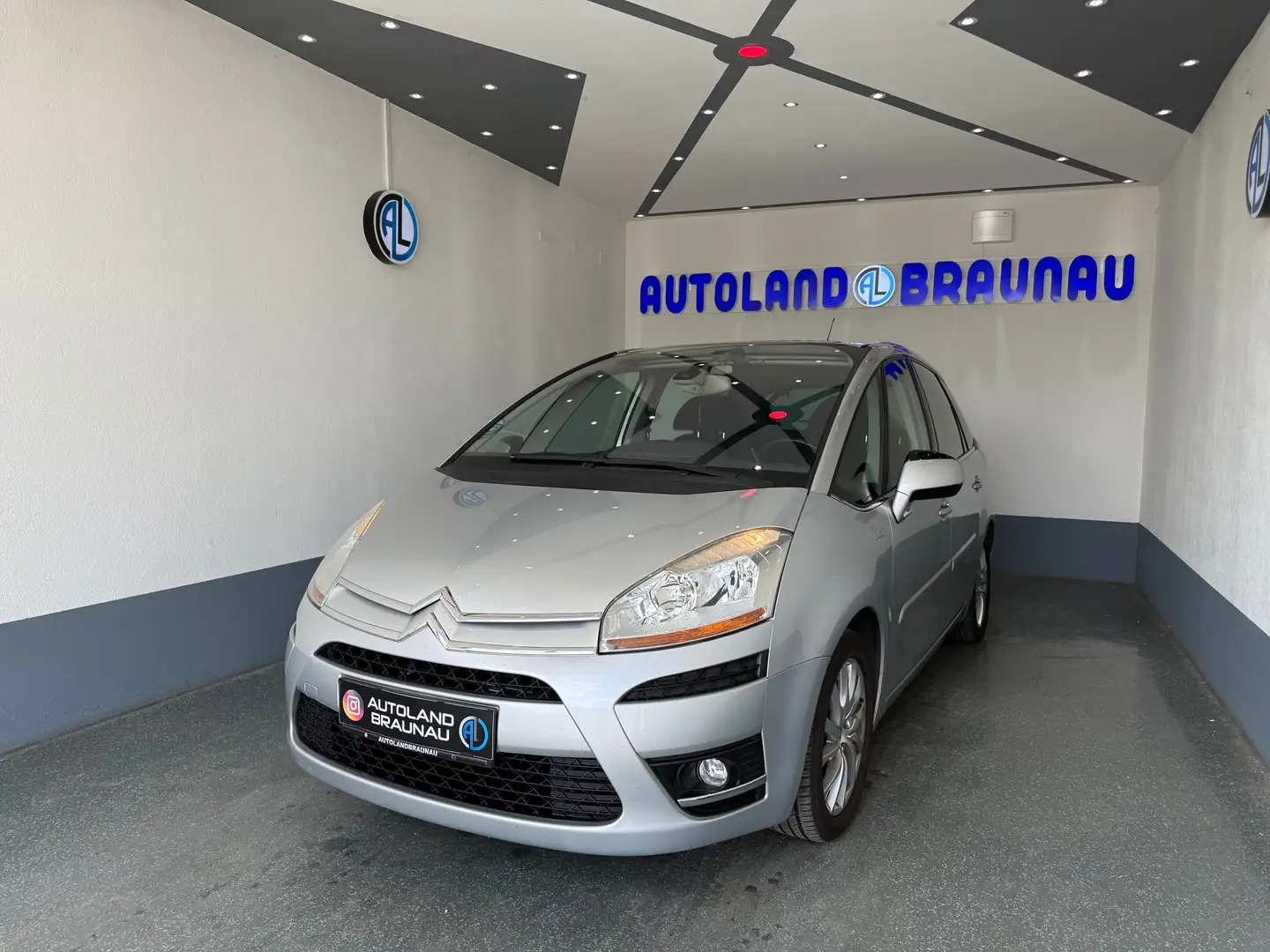 Citroen C4 Picasso C4 Picasso 2,0 Exclusive HDi FAP Aut. Exclusive Silber - 1