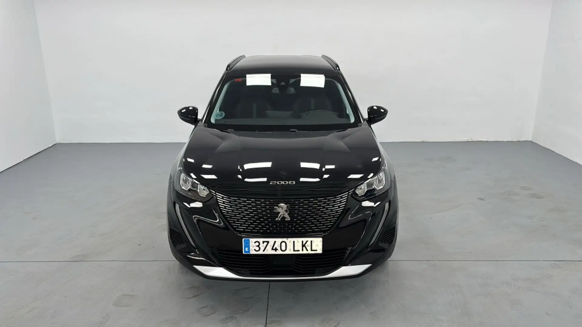 Peugeot 2008 1.2 PureTech S&S Allure 130 Noir - 2