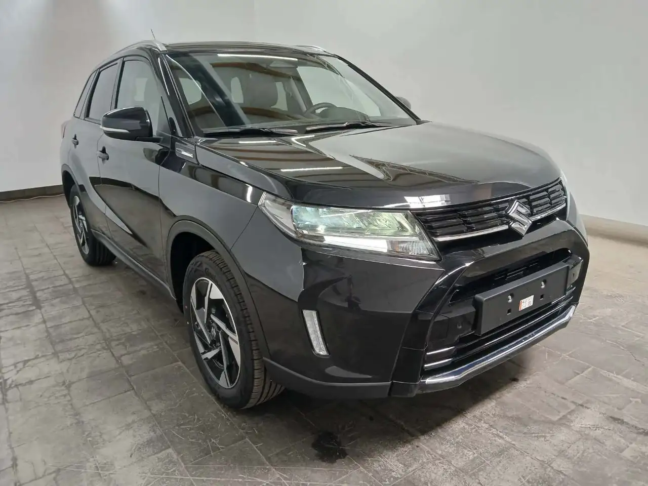 Suzuki Vitara 1.4 129cv PANORAMA / CAMERA / NAVI