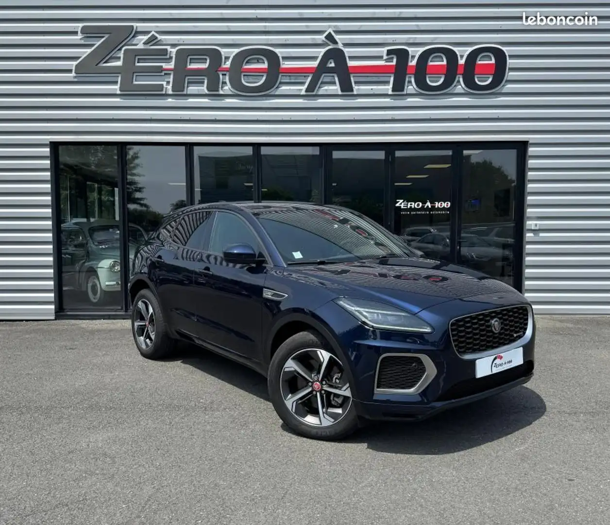 Jaguar E-Pace SE Bleu - 1