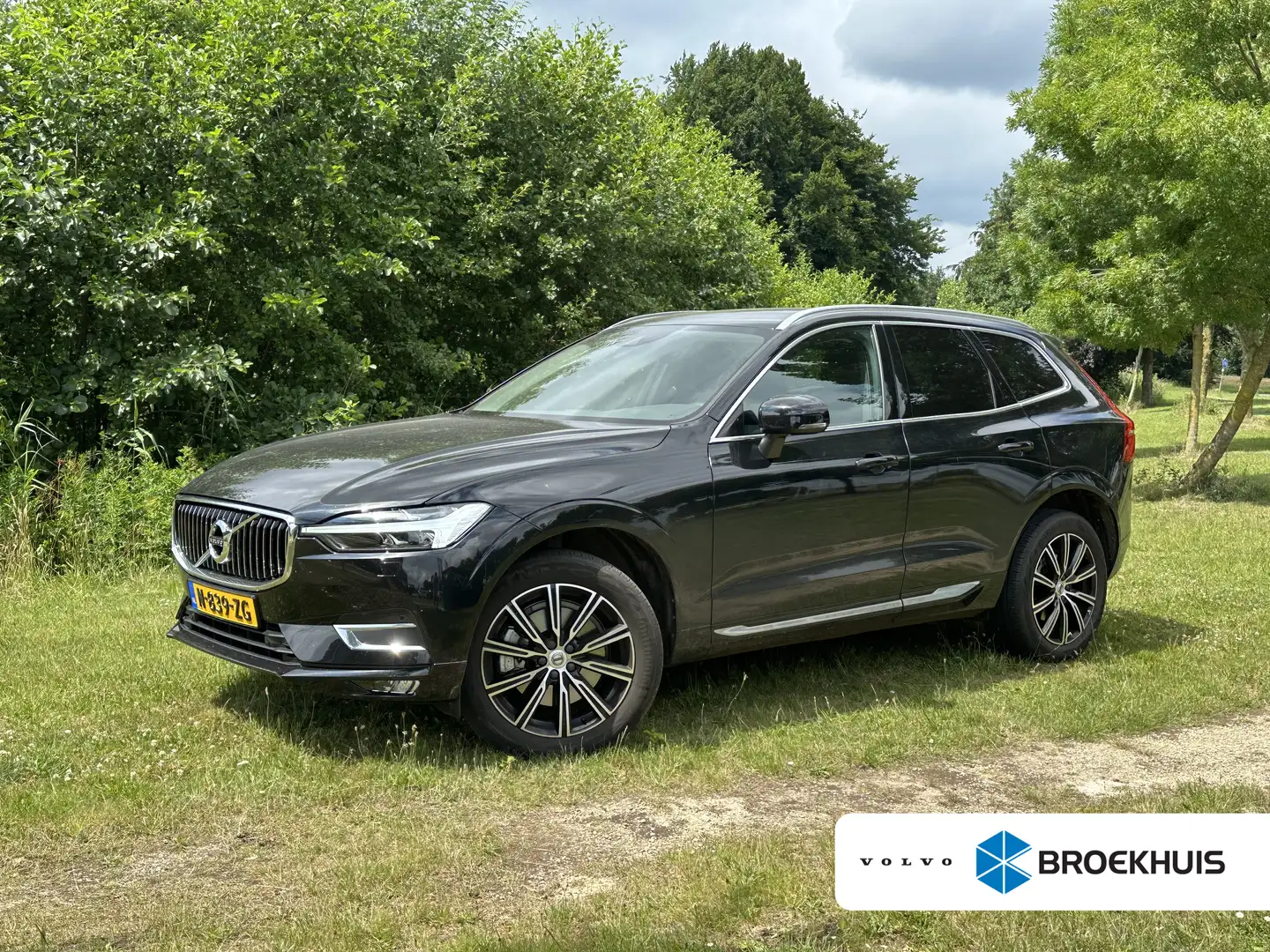 Volvo XC60 2.0 B5 Inscription | Achterbank verwarmd | Achtero Zwart - 1