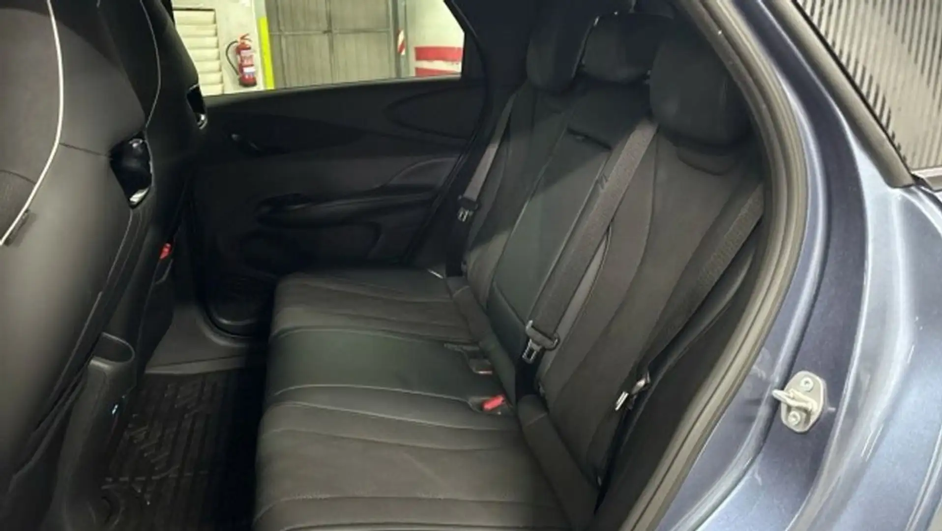 BYD Dolphin BEV 60KWH DESIGN 204 5P Gris - 2