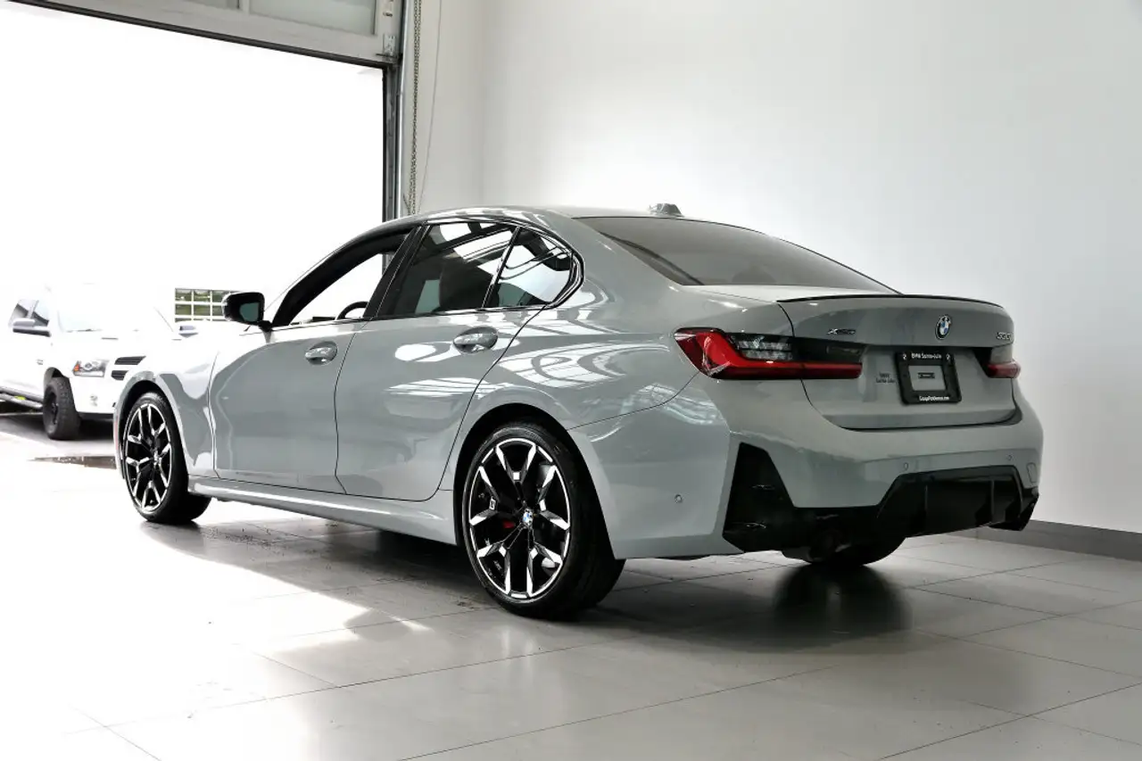 BMW 3 Series photo BMW 3 Series