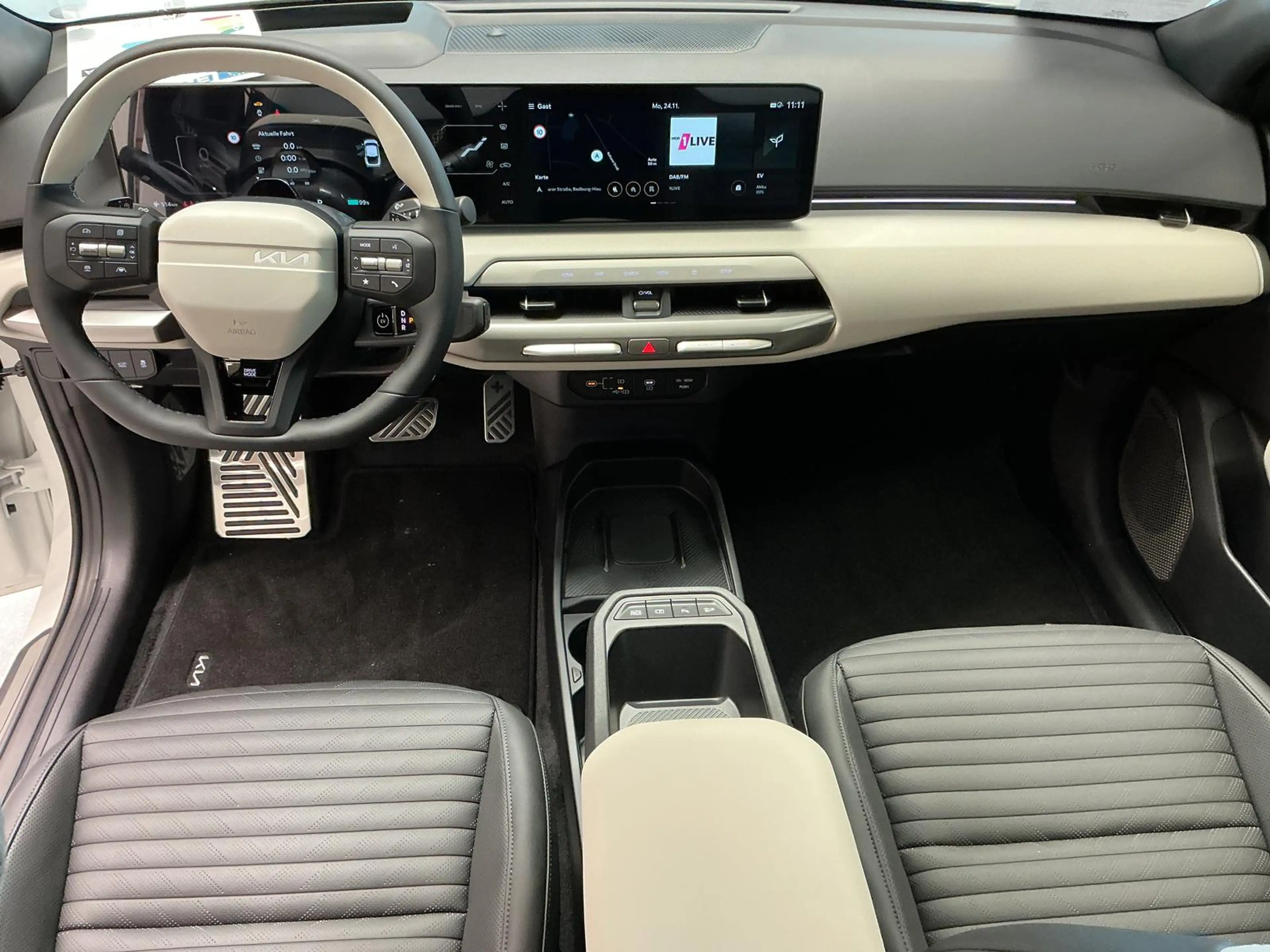 Kia EV4 FASTBACK 150 kW GT-Line P8 P9 P10 — photo 9