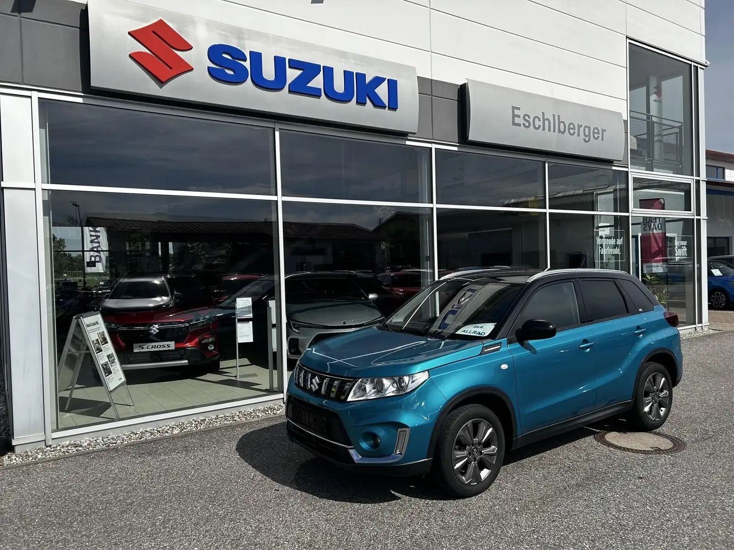 Suzuki Vitara 1.0 Comfort 4x4 82 kW 12V BoosterJet KAT 1.0 Be... - 1