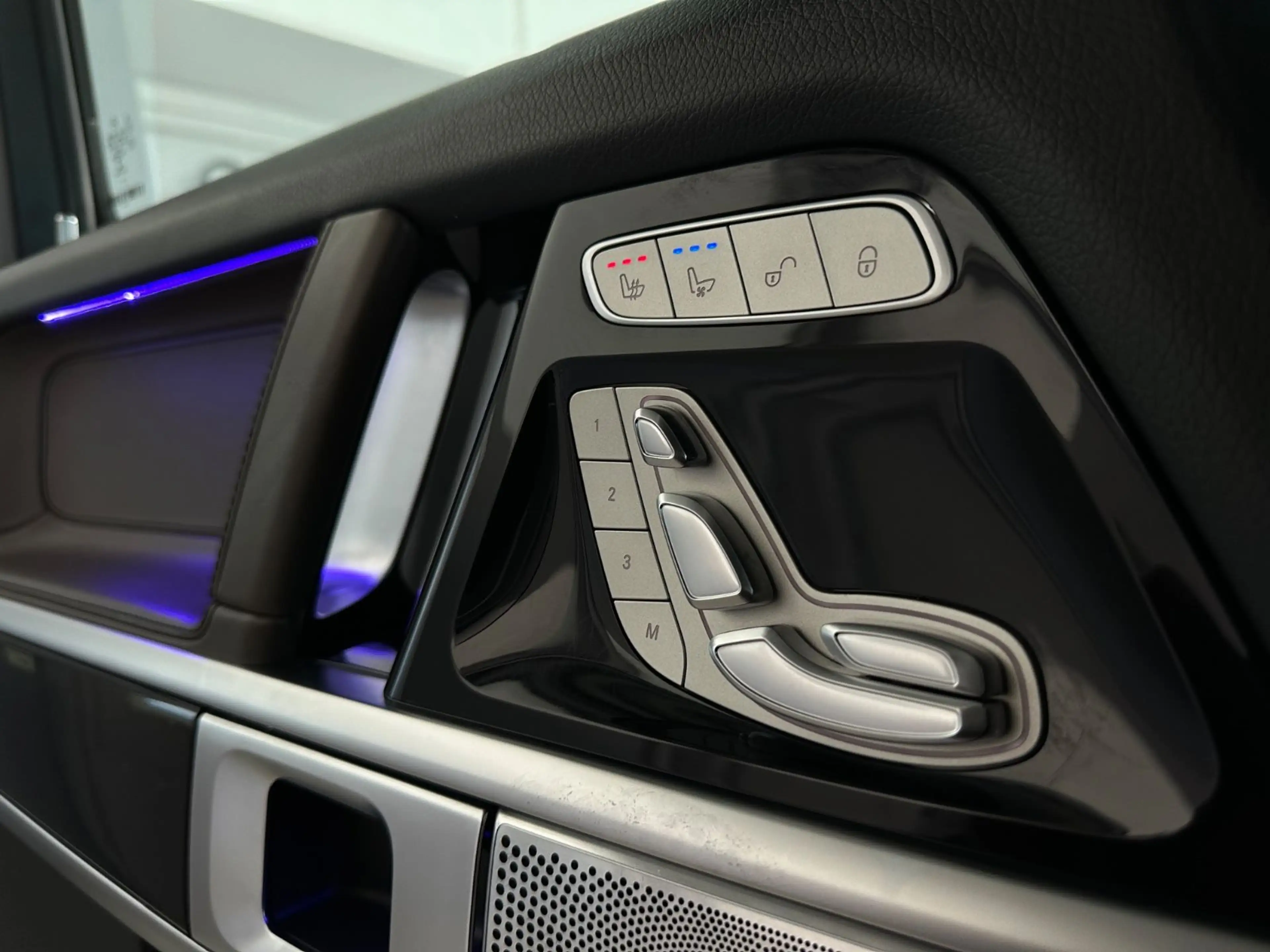 Mercedes-Benz G 63 AMG G63 AMG Magno Multibeam/Multikontur/360°/IWC — photo 14