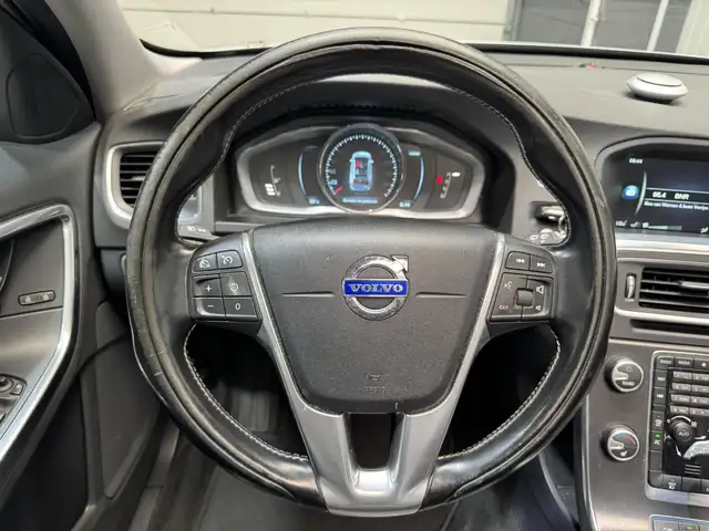 Volvo V60 view 14