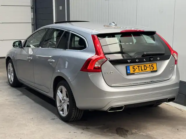 Volvo V60 view 7