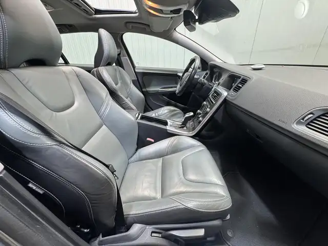 Volvo V60 view 12