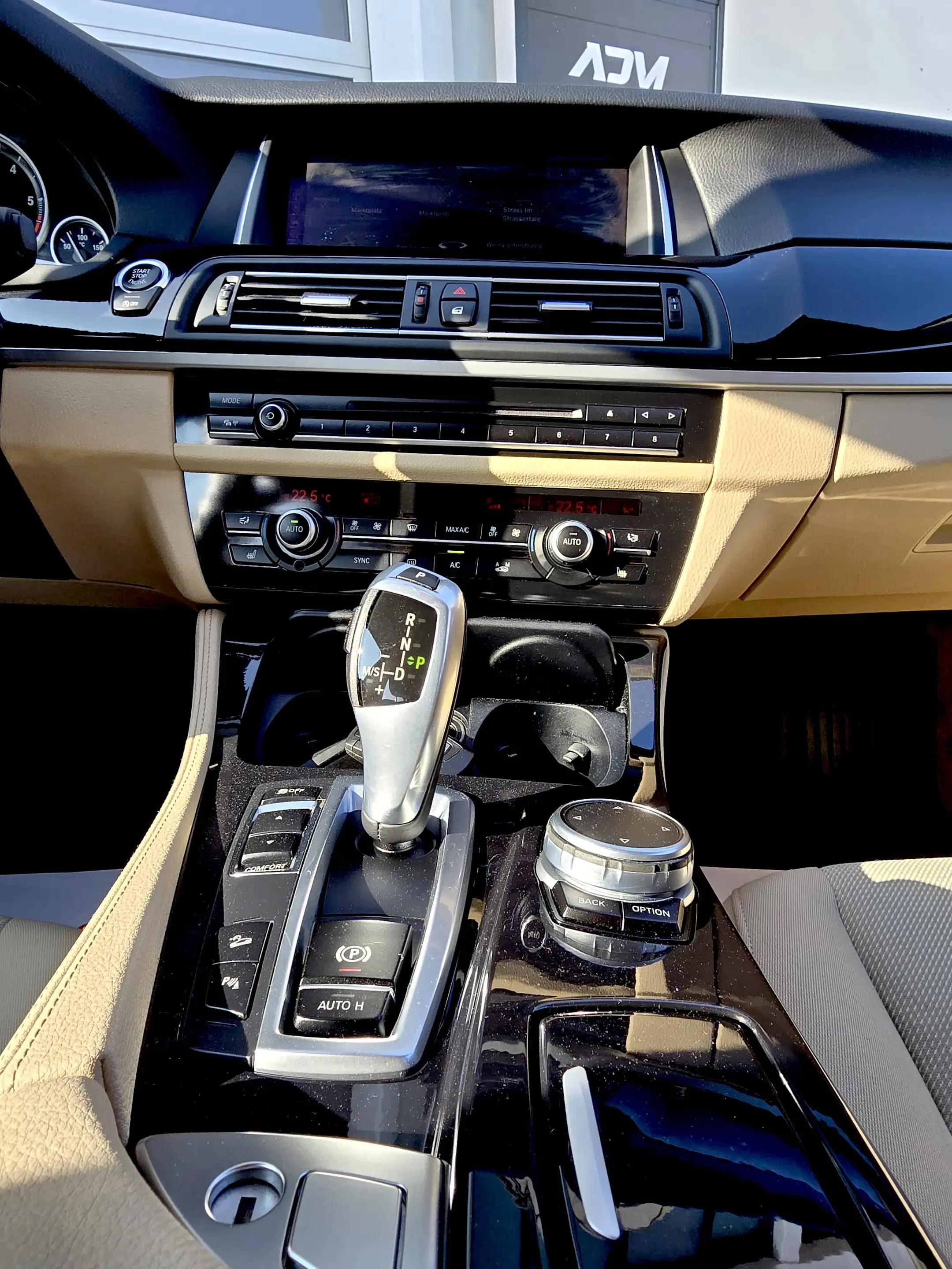 BMW 520 520 d xDrive — photo 9