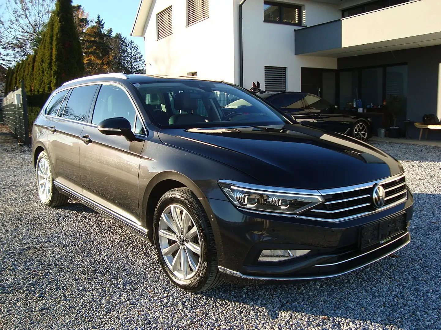 Volkswagen Passat Variant Elegance 2.0 TDI IQ-Matrix Top 1-Hand Schwarz - 1