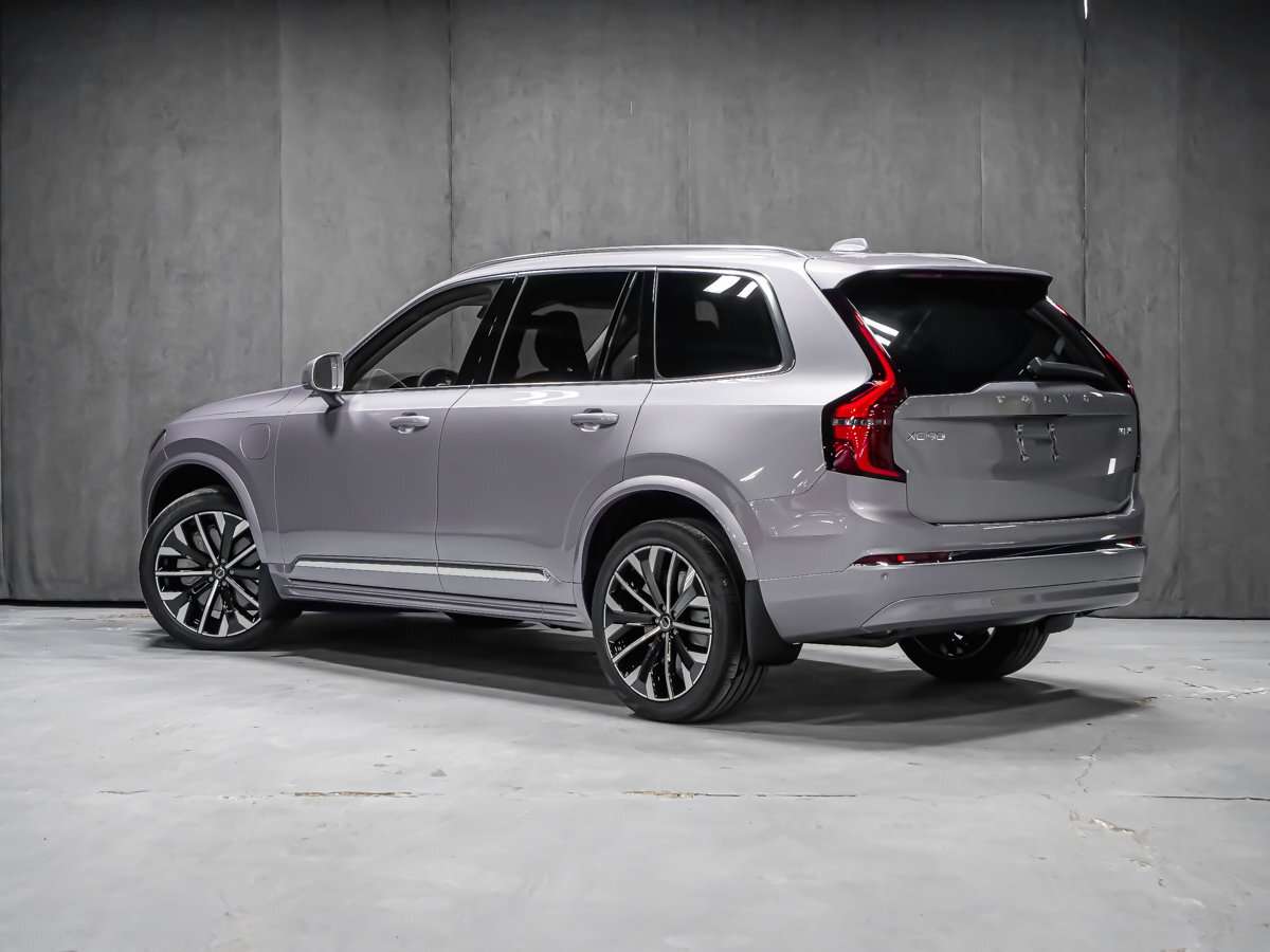 2026 Volvo XC90 Core 7-Seater (Bright Theme) alt 5