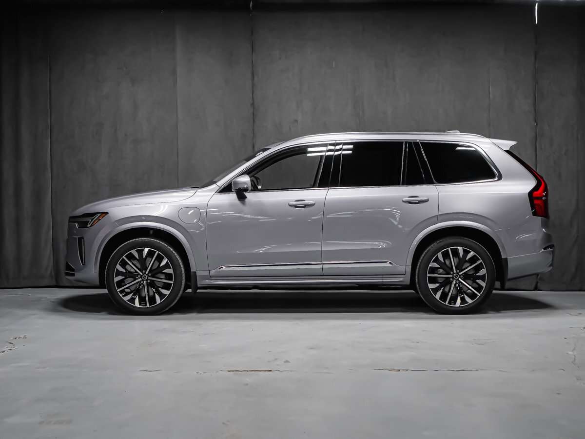 2026 Volvo XC90 Core 7-Seater (Bright Theme) alt 4