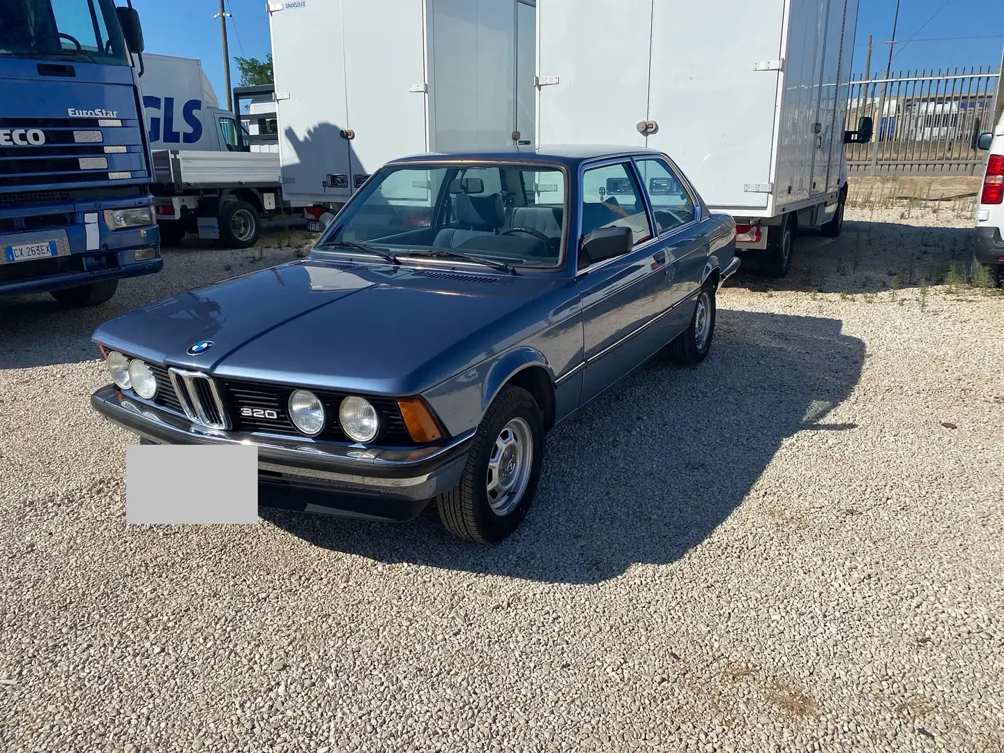 BMW 320 320i 2p - 1