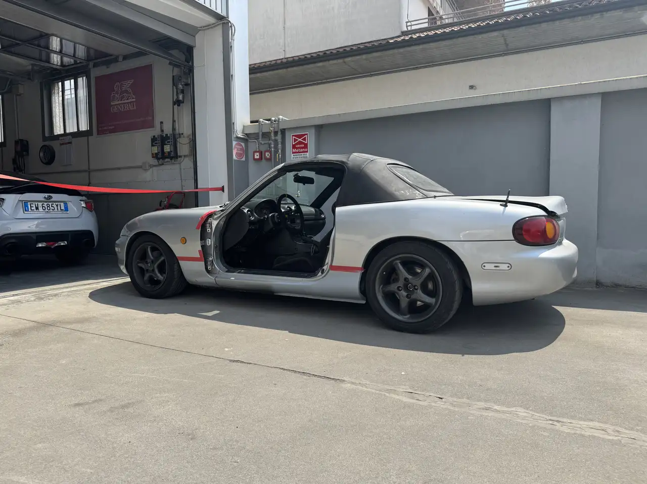 Mazda MX-5 1.6i 16v, foto 3
