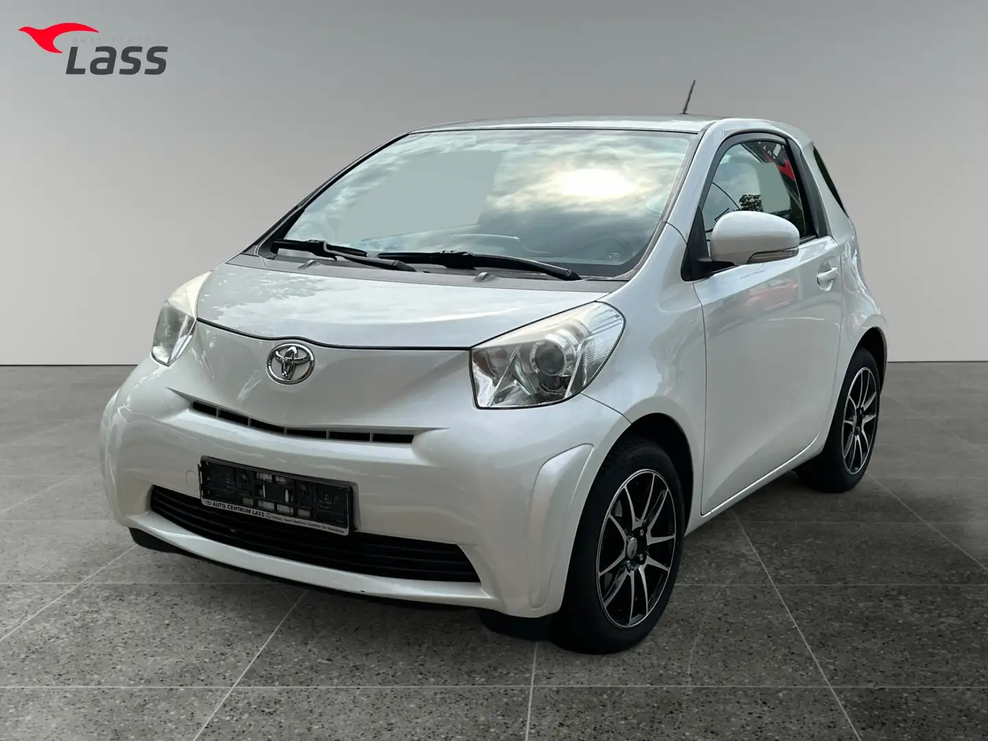 Toyota iQ 1.0 LM SoundSys Weiß - 2