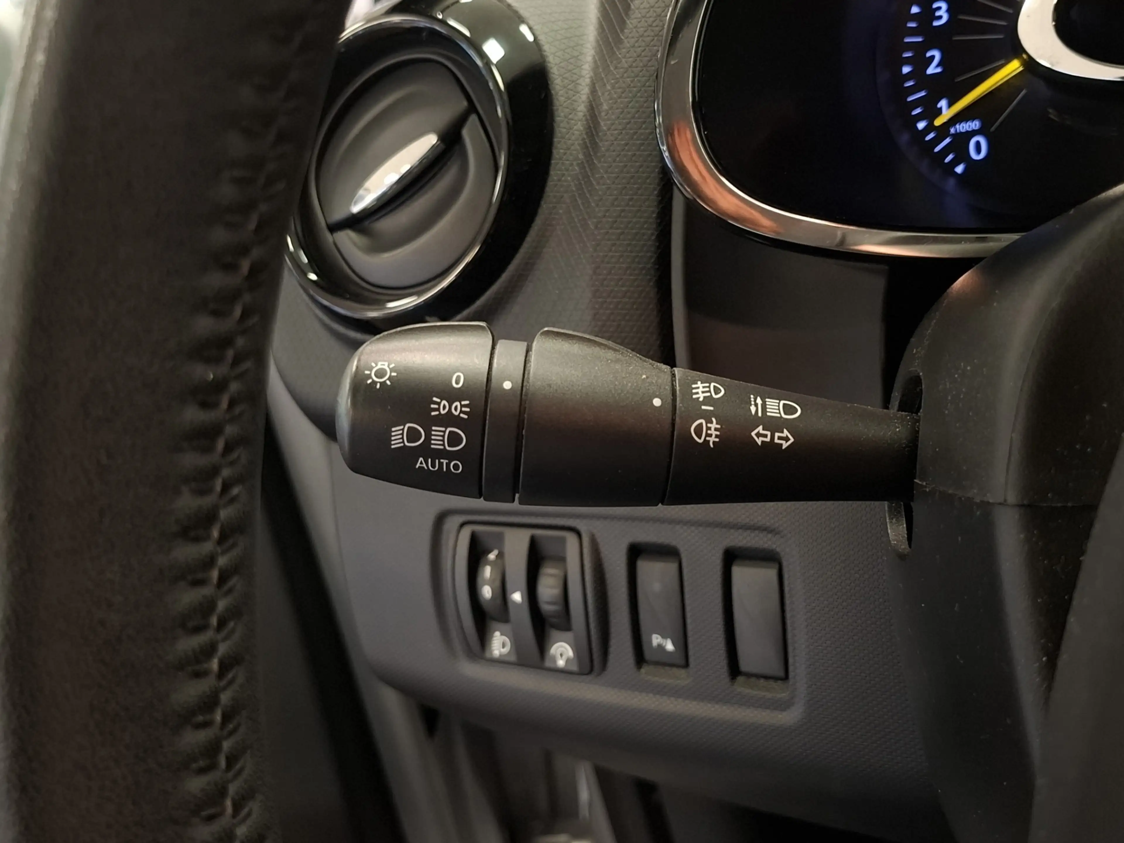 Renault Clio 1.2T Dynamique Automaat Navigatie Parkeerhulp Mooi — photo 13