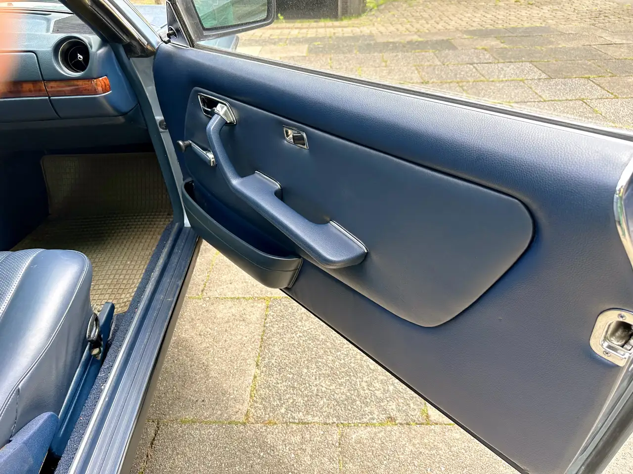 Mercedes-Benz 230 Coupe, foto 8