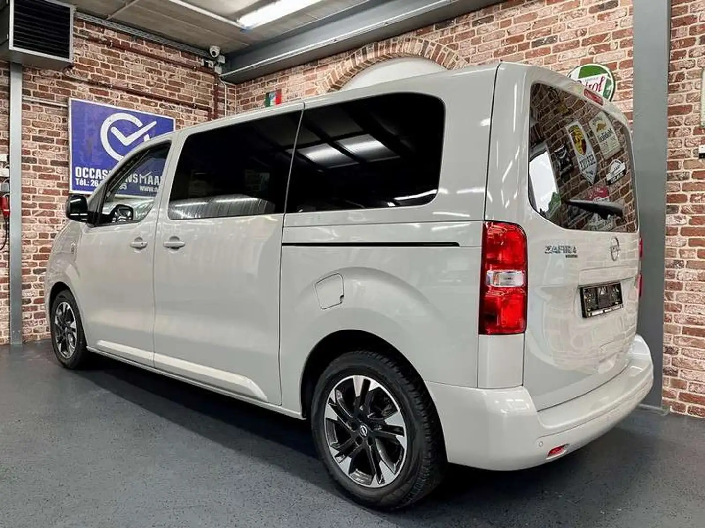 Opel Zafira Life ZAFIRA LIFE 2.0 D 177cv Auto M-EDITION (8PLACES) Grijs - 2