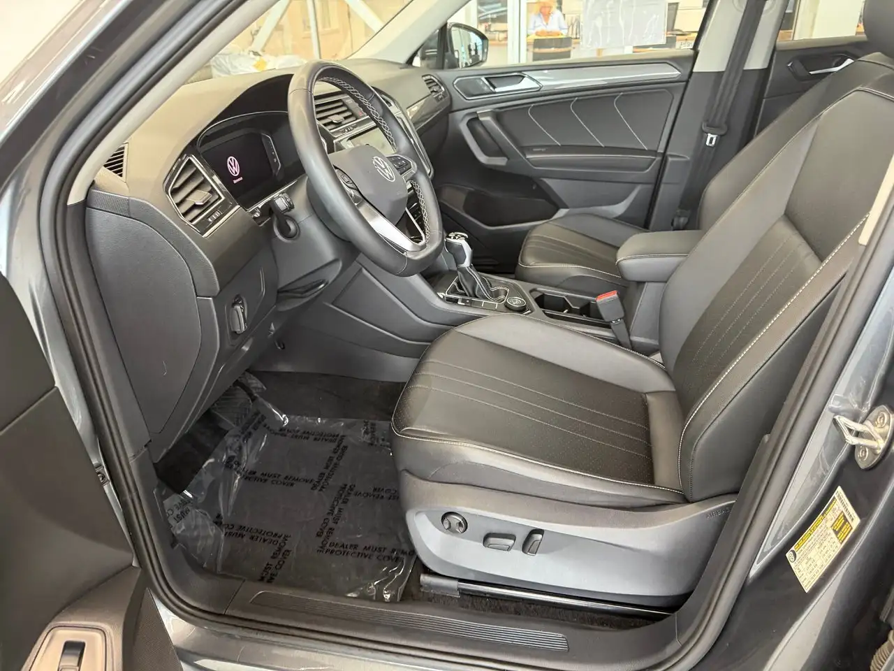 Volkswagen Tiguan снимка Volkswagen Tiguan