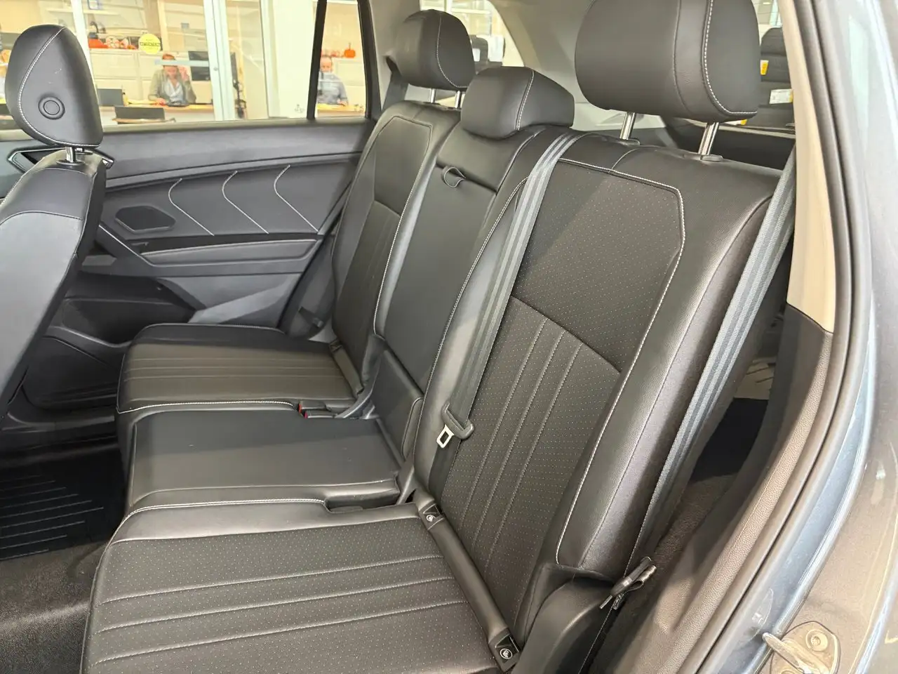 Volkswagen Tiguan снимка Volkswagen Tiguan
