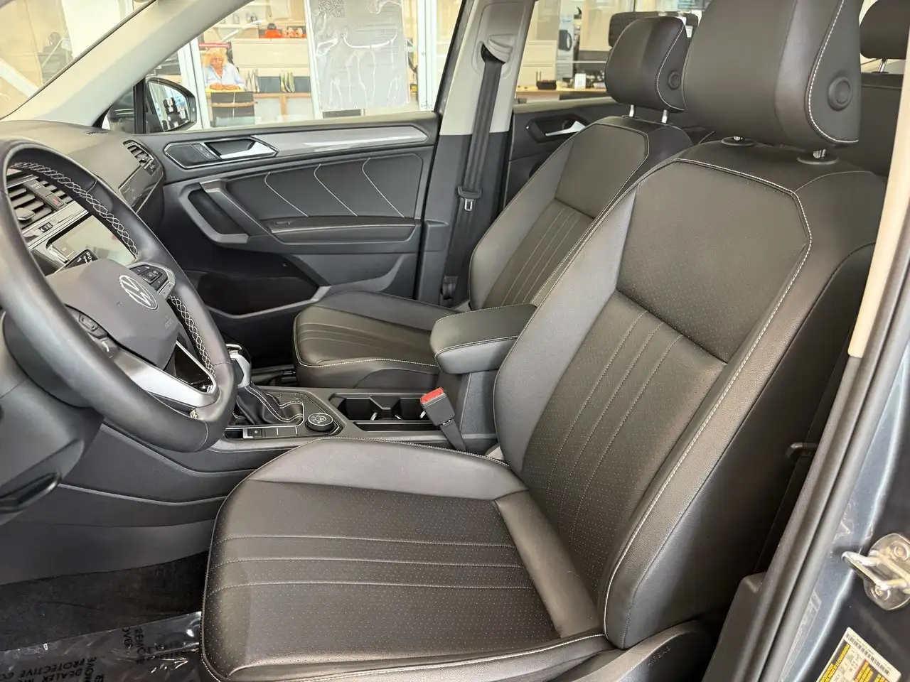 Volkswagen Tiguan снимка Volkswagen Tiguan