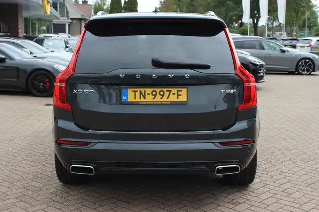 Volvo XC90 view 15